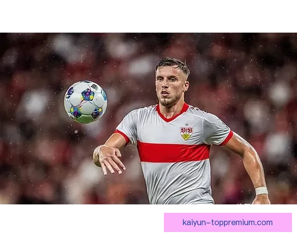 新赛季足球球星状态回暖，备受关注的表现展现潜力